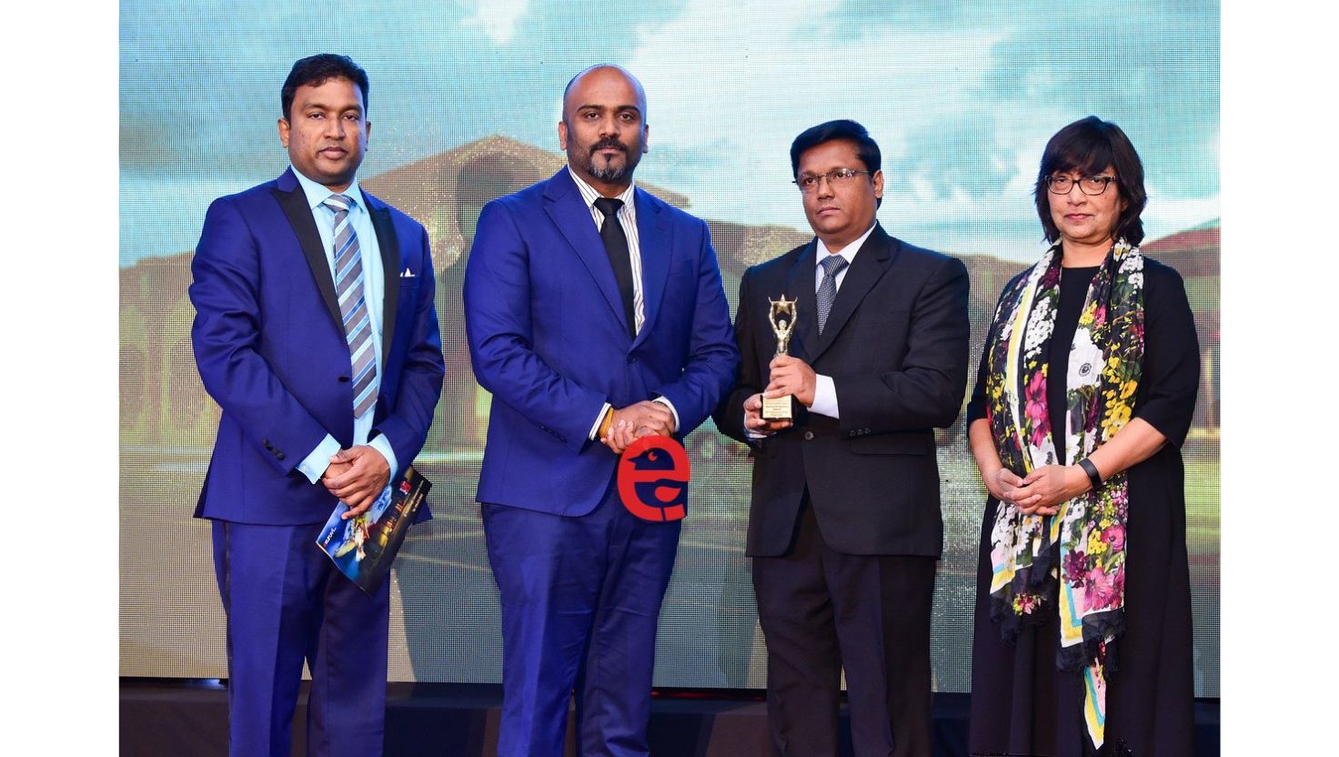 E-Kuruvi Awards and Puthiya Velicha Awards